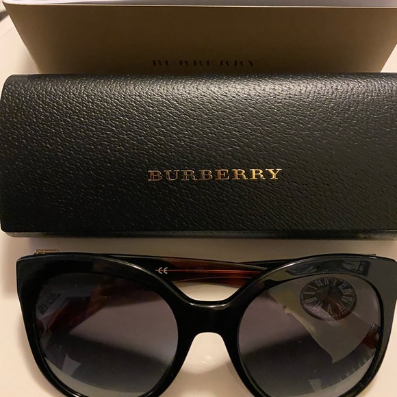 Burberry Sunglasses main image 4
